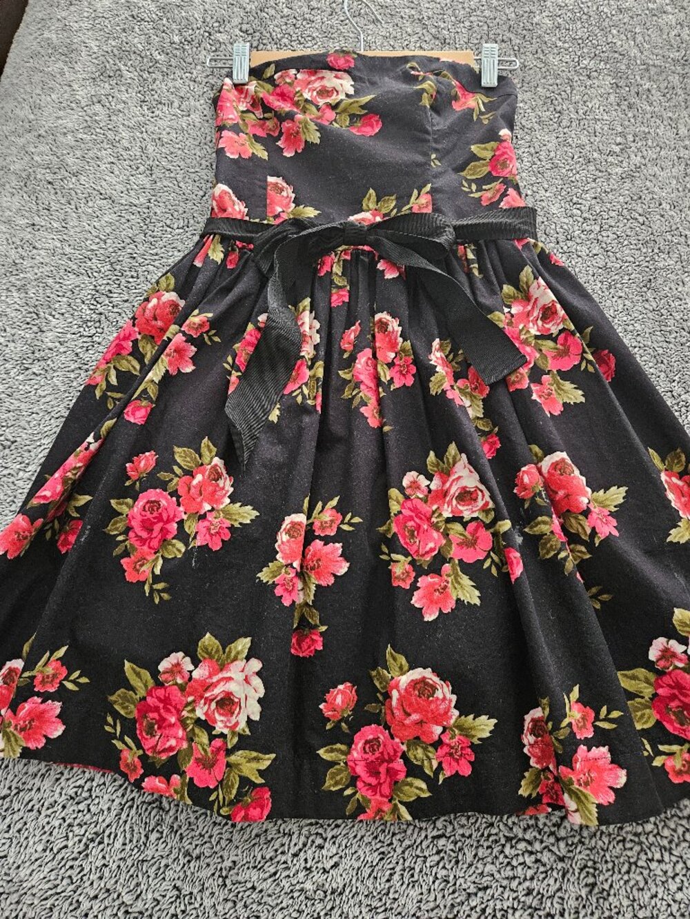 🖤🌸 Forever 21 Black Floral Strapless Dress – Size Large